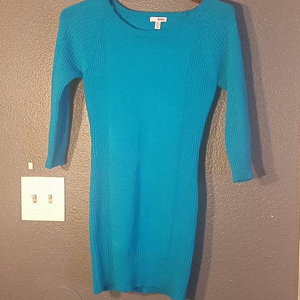 BONGO Blue Long Fitted Sweater- Medium